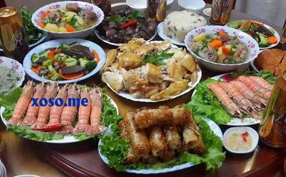 Chiêm bao thấy mâm cơm đánh con gì?